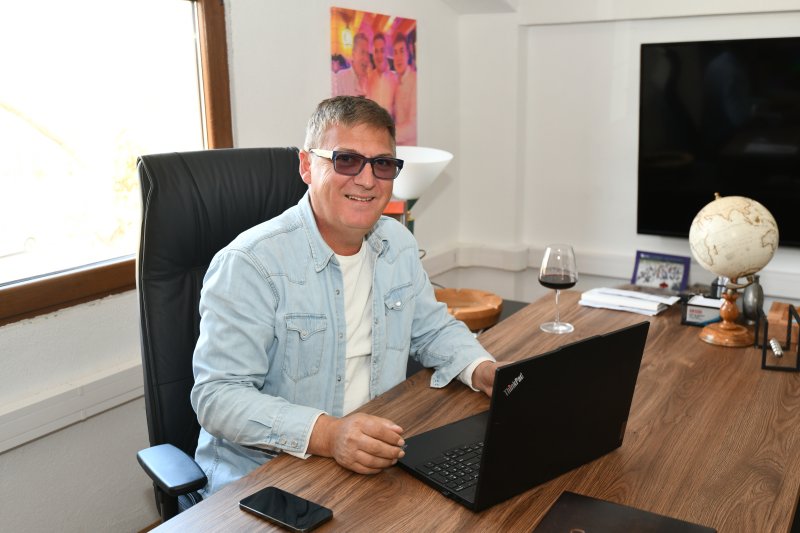 Lazar Ristov, Founder